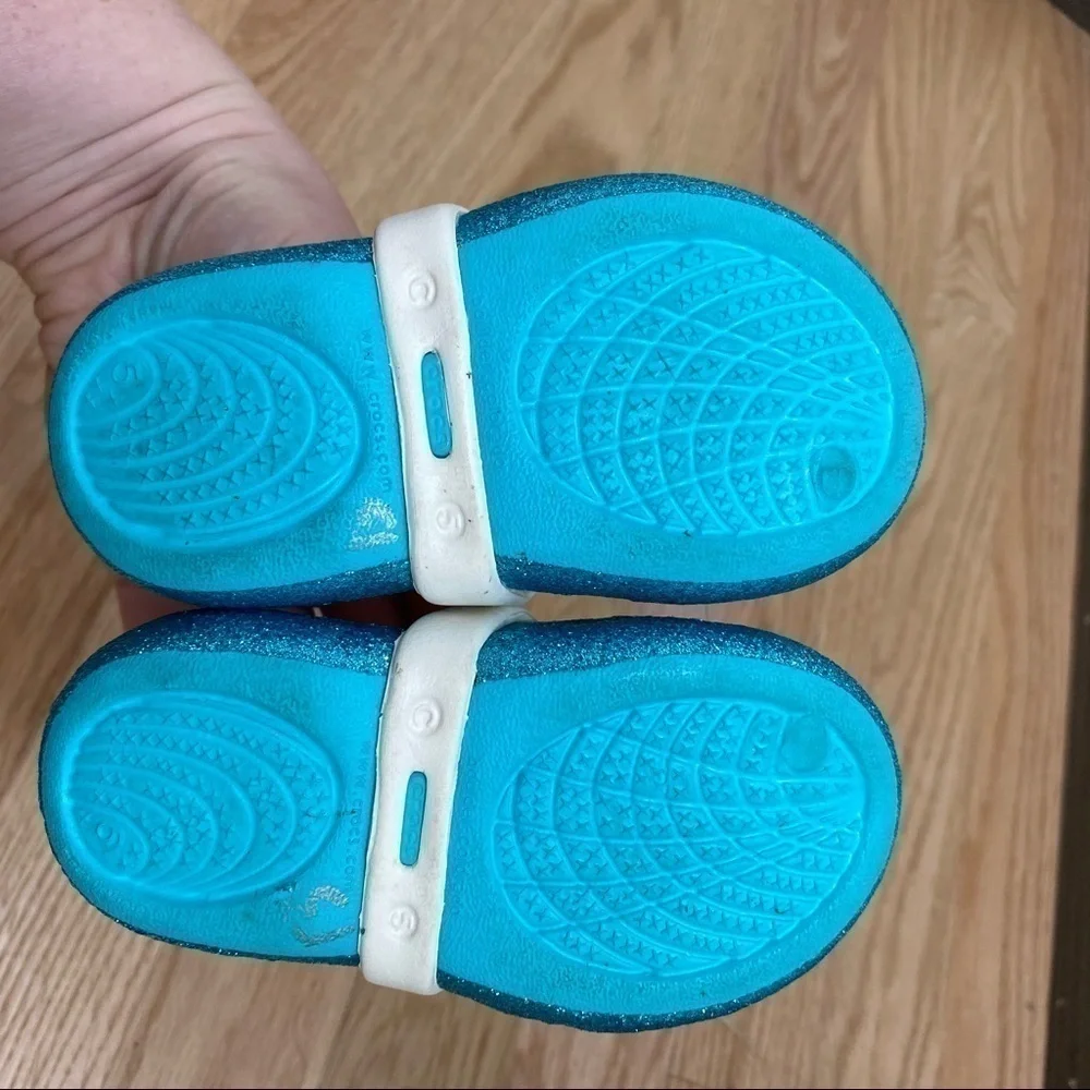 Crocs Frozen Mary Jane Flats Sandals Sz 5 Disney